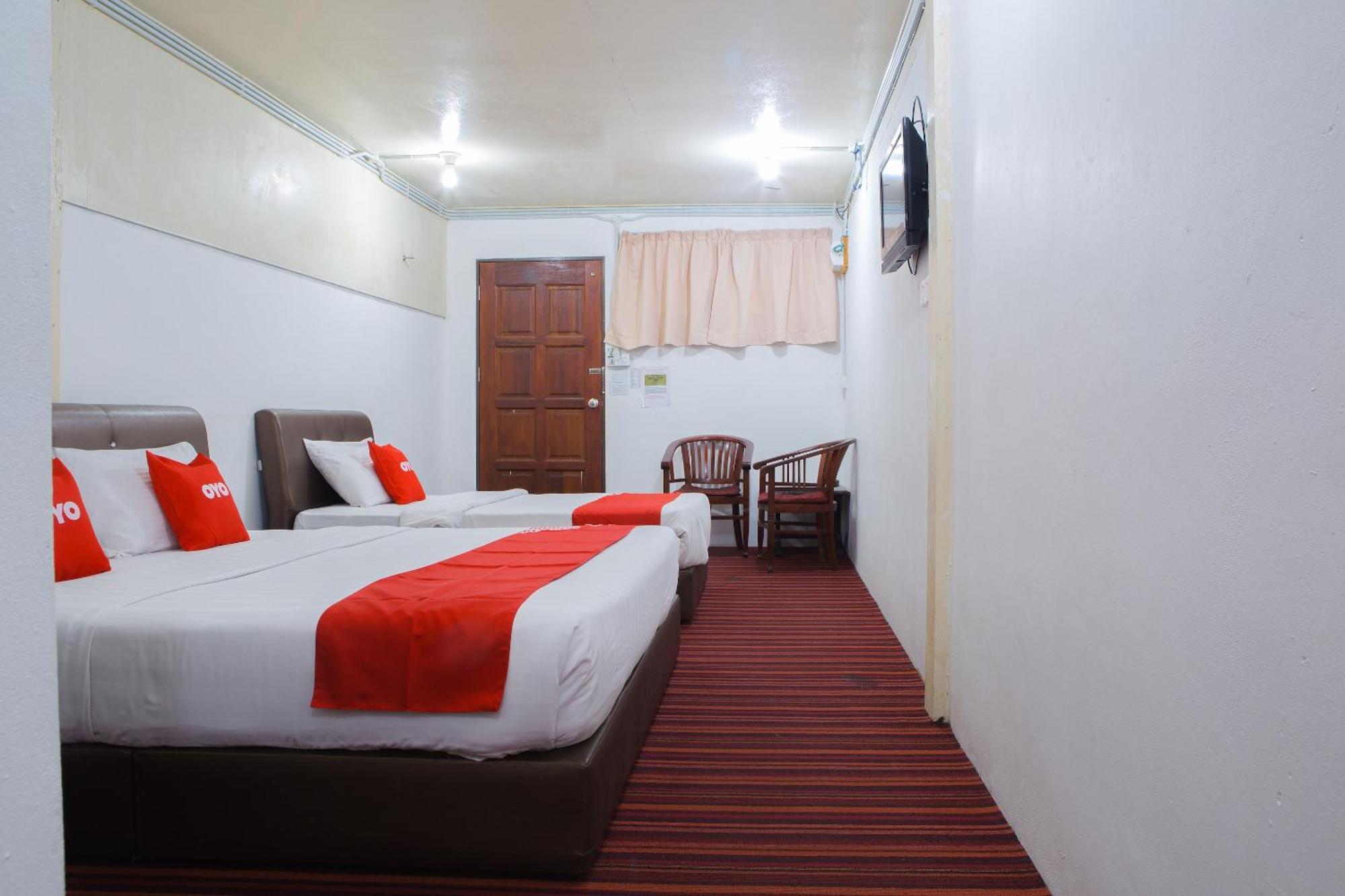 Oyo 90037 The 7 Lodge Tambunan 外观 照片