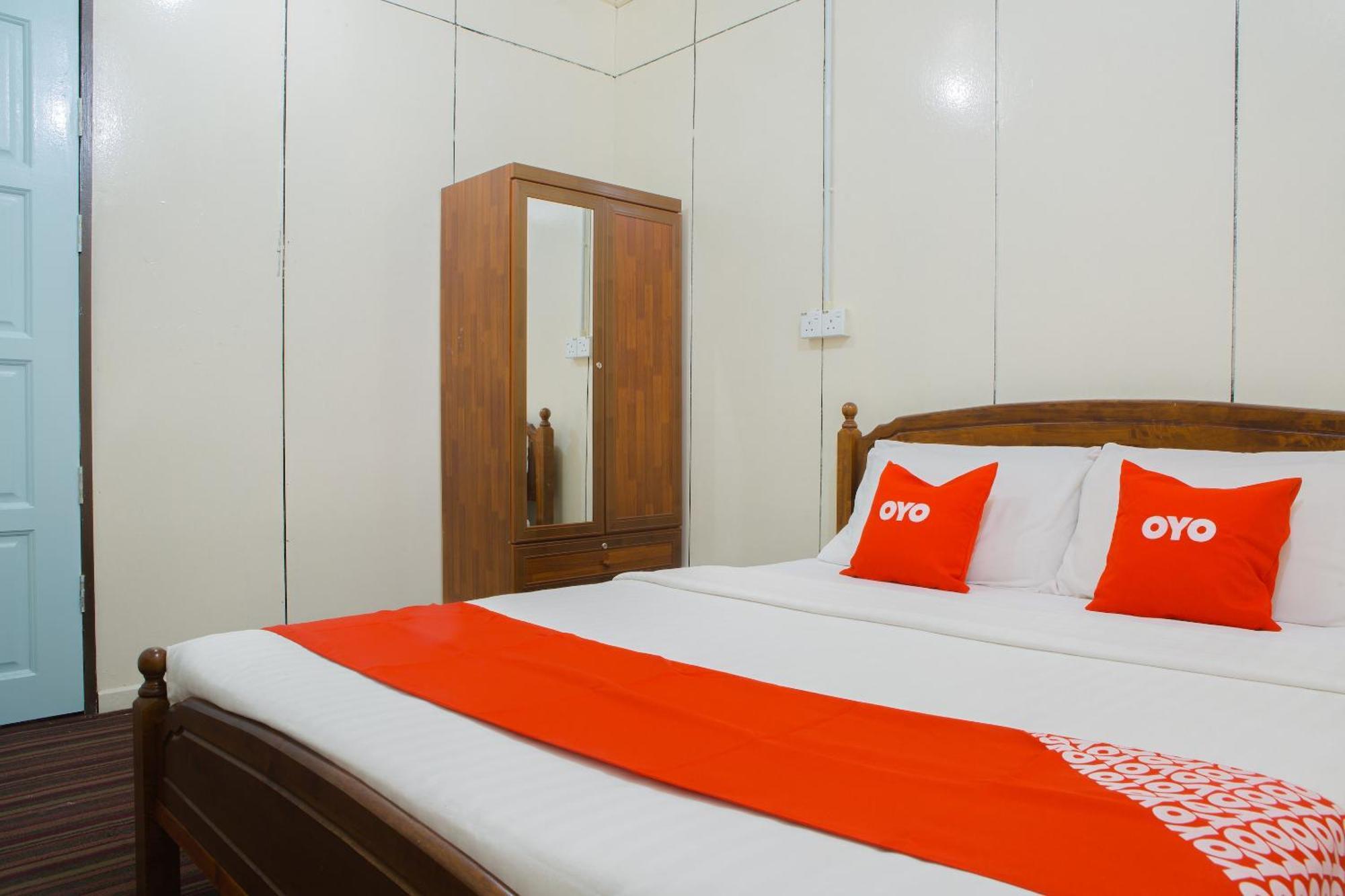Oyo 90037 The 7 Lodge Tambunan 外观 照片