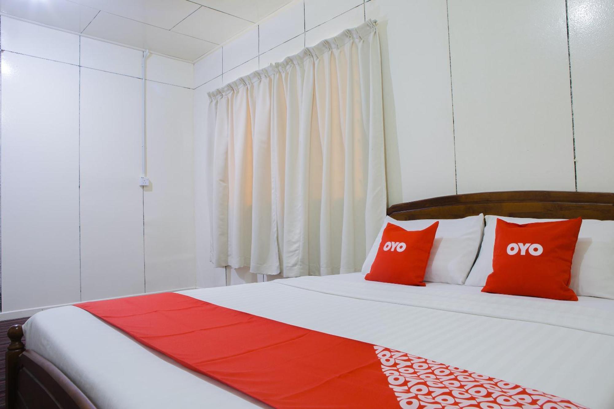 Oyo 90037 The 7 Lodge Tambunan 外观 照片