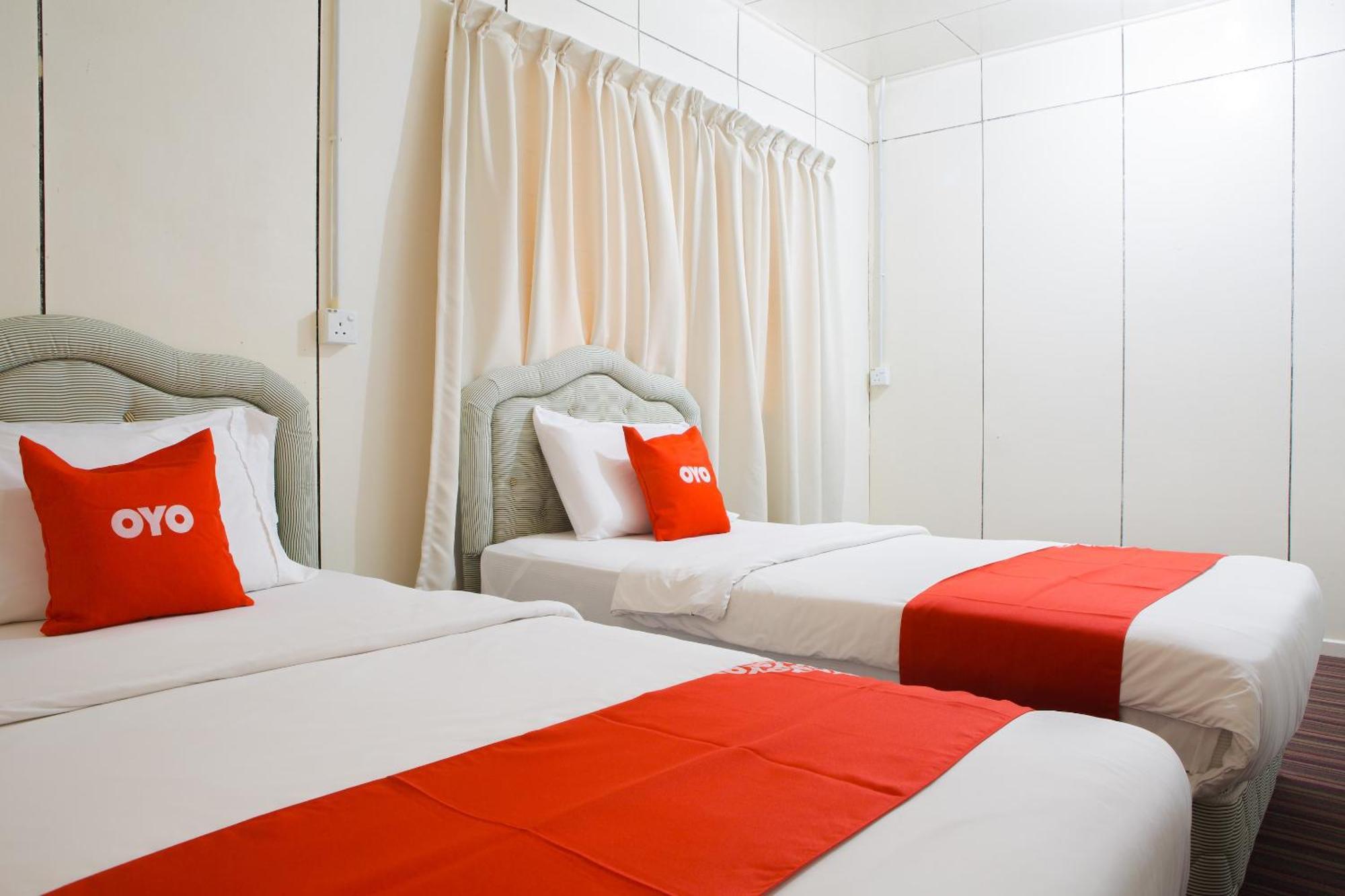 Oyo 90037 The 7 Lodge Tambunan 外观 照片