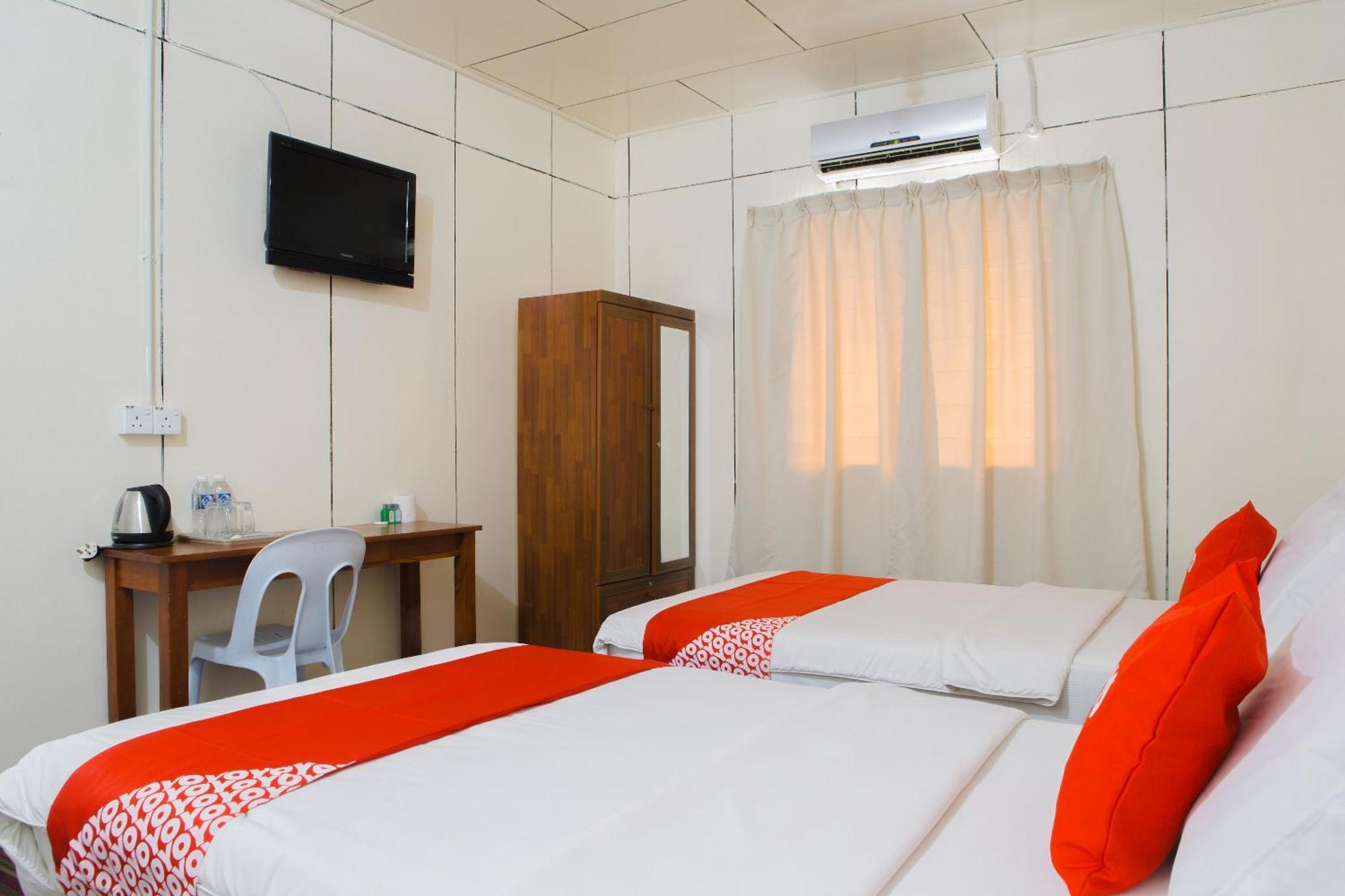 Oyo 90037 The 7 Lodge Tambunan 外观 照片