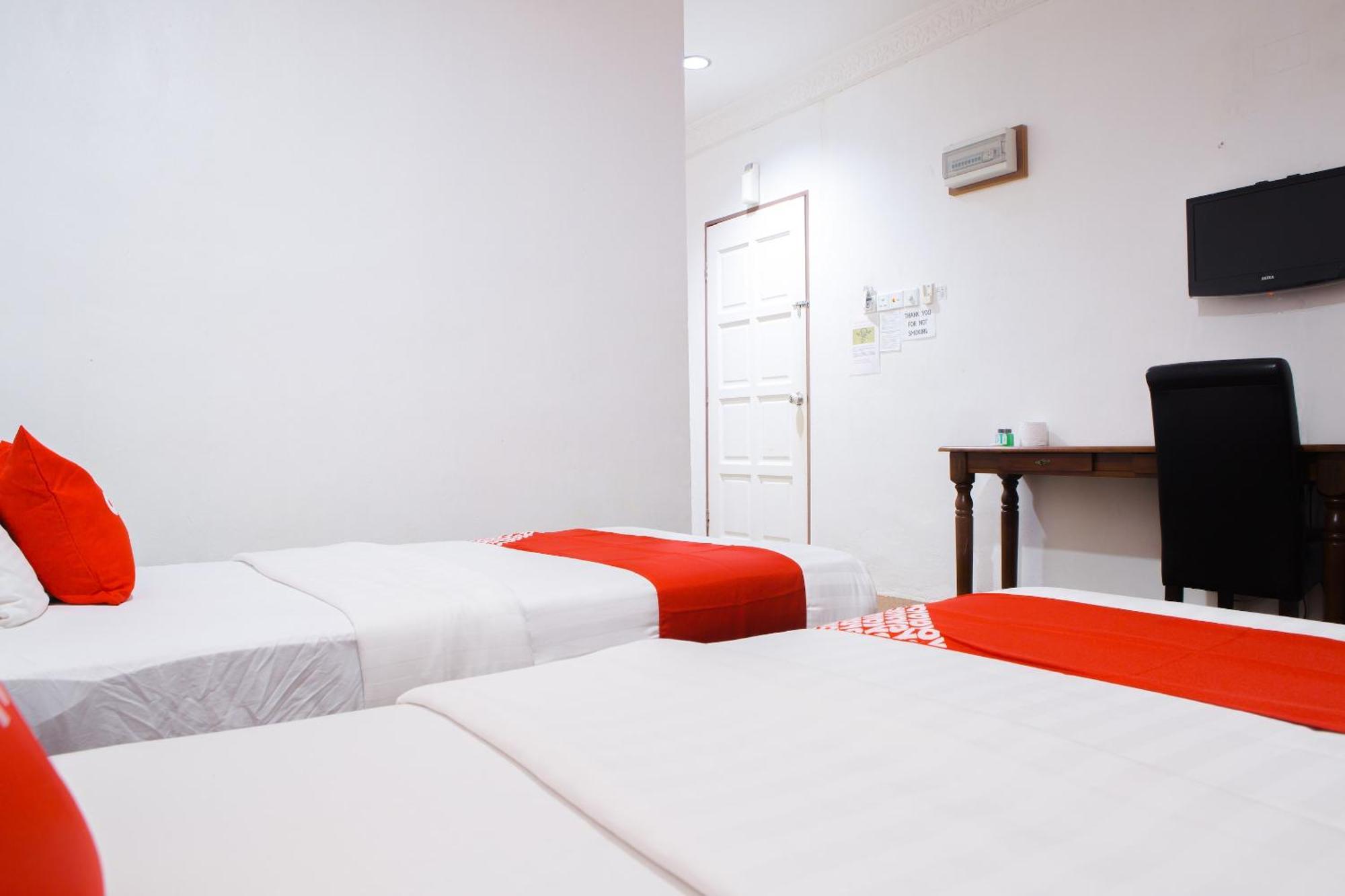 Oyo 90037 The 7 Lodge Tambunan 外观 照片