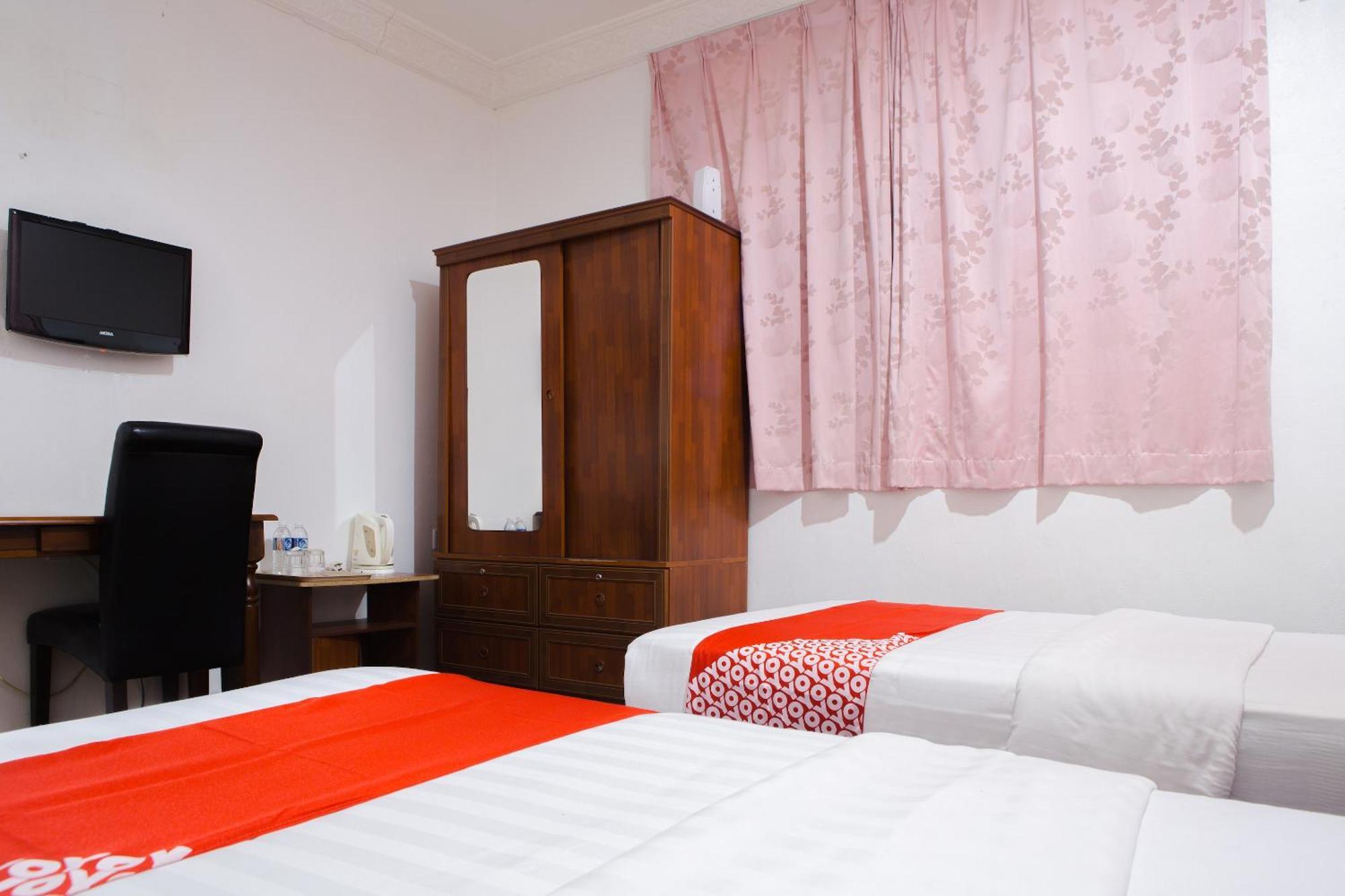 Oyo 90037 The 7 Lodge Tambunan 外观 照片